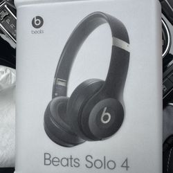 Beats Solo 4