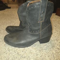 BOC Born Concept Black Leather Ankle Boots/Booties