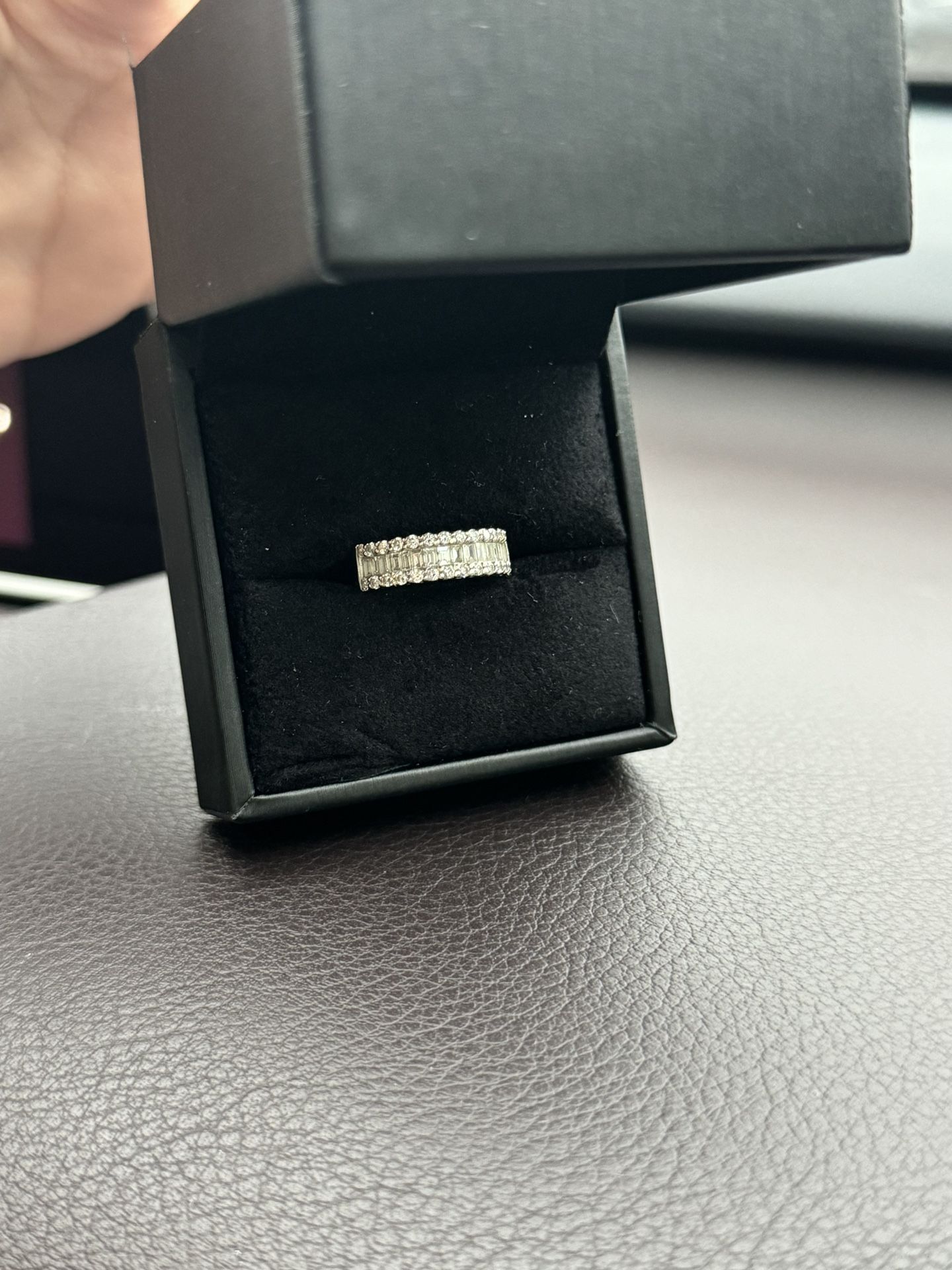 DIAMOND BAND
