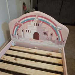 Girl's TWIN Princess Platform Bed