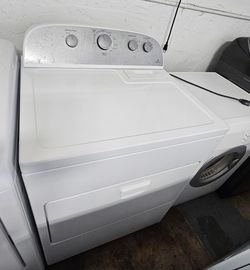 WHIRLPOOL DRYER. 