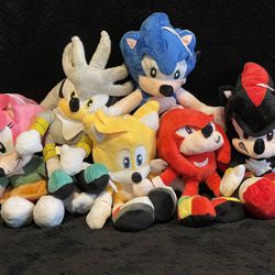 Sonic Hedgehog Plushies 