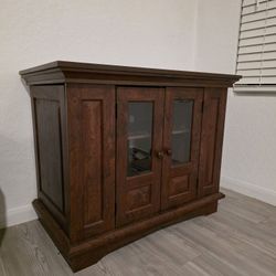 Small TV Stand 