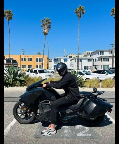2016 Honda Nm4