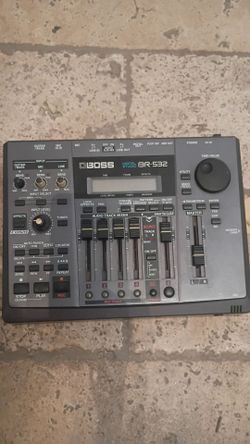 Boss Digital studio compact 4