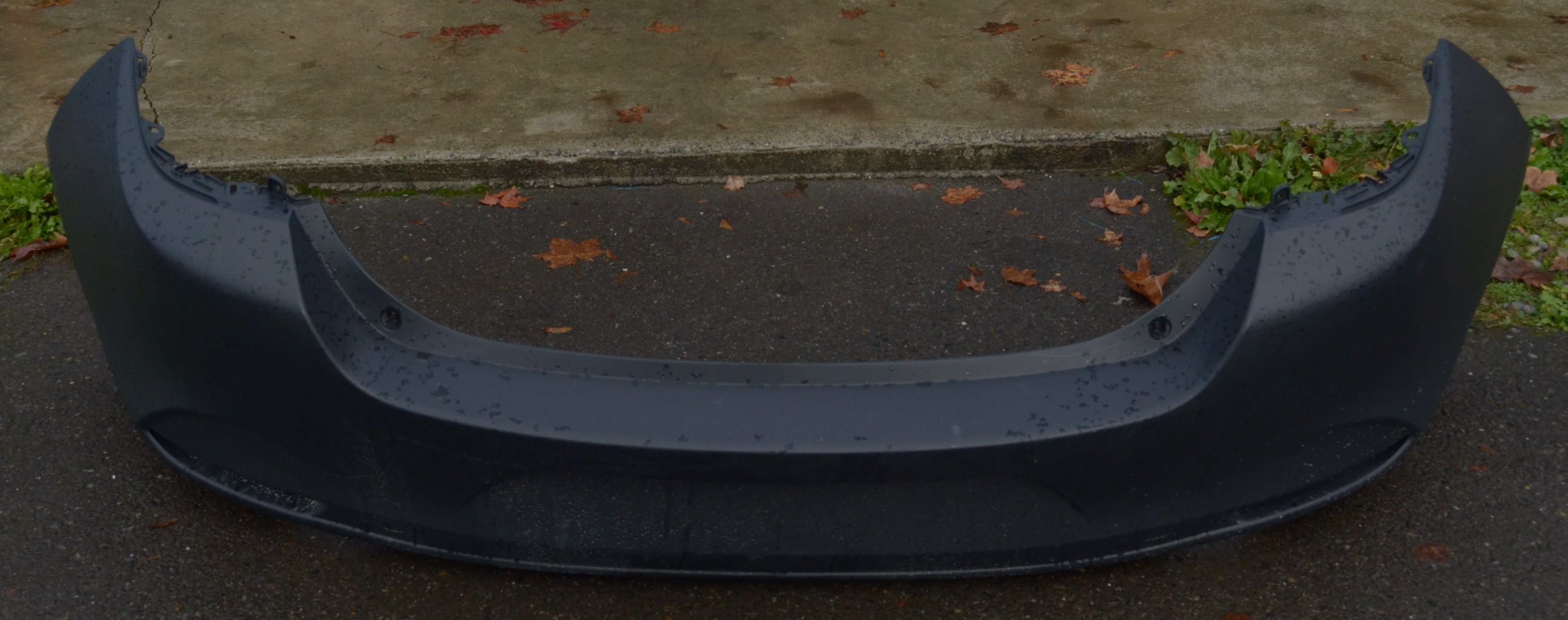 USED REF#U0448 || 2019-2022 MAZDA 3 || REAR BUMPER COVER ONLY