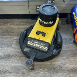 Tornado Floor Buffer