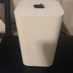 Apple Airport Extreme Base Station 