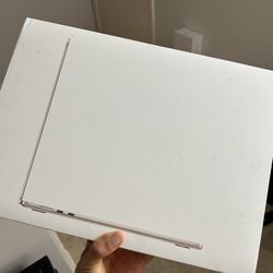 Macbook Air 15inch M2 Brand New