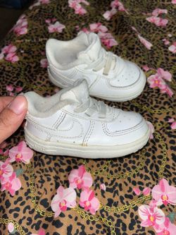 Baby nike shoes 3C $6