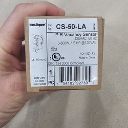 New WATT STOPPER CS-50-LA PIR WALL SWITCH OCCUPANCY SENSOR, 120V, 600W, Ivory