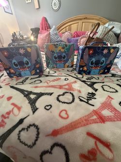 LILO AND STITCH METAL LUNCHBOX. 3 AVAULABLE