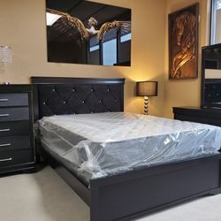 Amalia online bedroom set