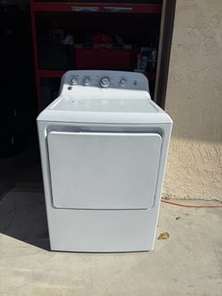 GE White Front-Load Clothes Dryer