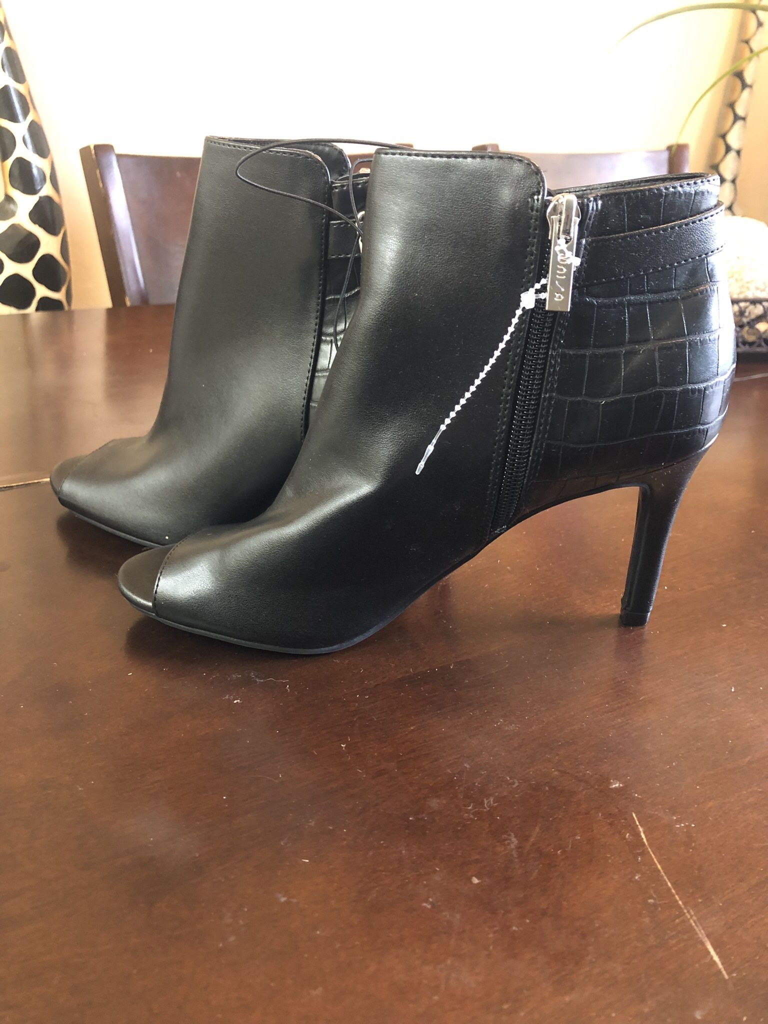 short black boot heels