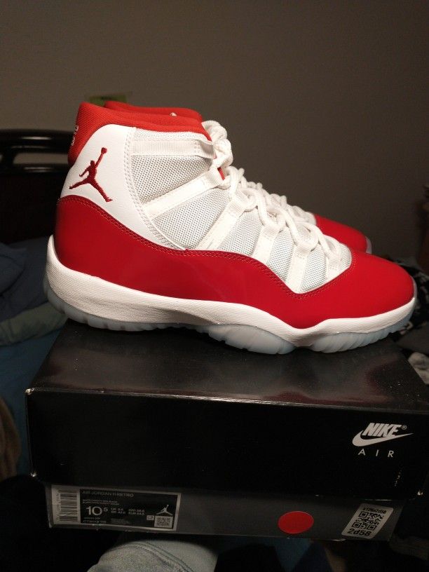 New Air Jordan 11 Retro Cherry Men Size 10.5