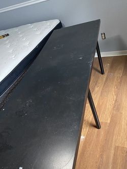 2 Work Bench/ Desks