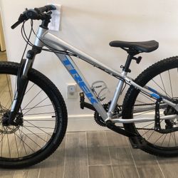 Trek Marlin Extra Small Disc Brake Mountain Bike Ready/Ride Trails Leisure 
