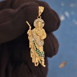 14k Gold San Judas Pendant