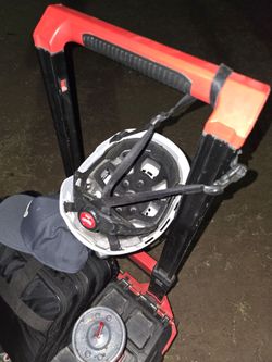 Milwaukee class 2 hard hat