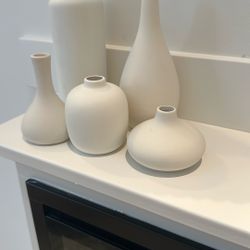 Set Of Small Vases 