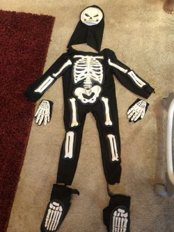 Boys Halloween skeleton costume toodler size 3-4 year old