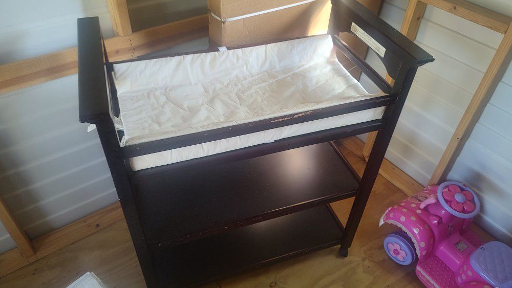 Crib/ Sealy Mattress And Changing Table 