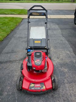 Toro Recycler 22" Personal Pace Self-Propelled Mower