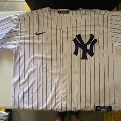 NY Yankees Adult sizes medium, large & XL 