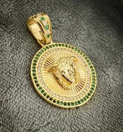 Versace Whit Swarovski Like Emeralds Gold18k By Col🇱🇹