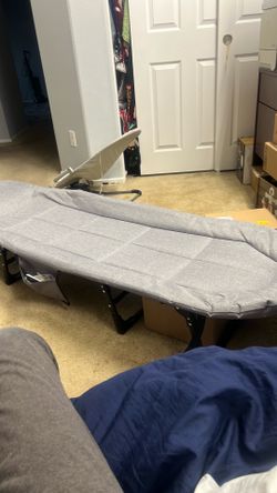 Foldable cot