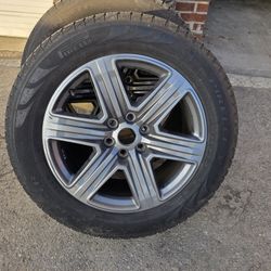 2020 Ford F-150 / 20" Rims With Tire
