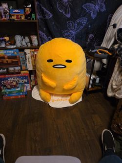 Giant Gudetama Plushie