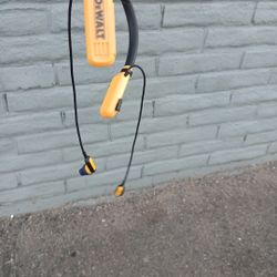 The wall bluetooth headphones