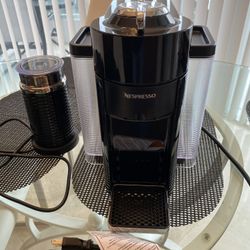Nespresso Vertuo Coffee and Espresso Machine by De'Longhi SINGLE SERVE COFFEE & ESPRESSO MACHINE: Single serve coffee or espresso at the touch of a bu