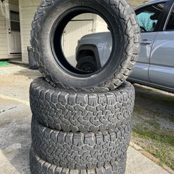 265/65/17 BF Goodrich KO2