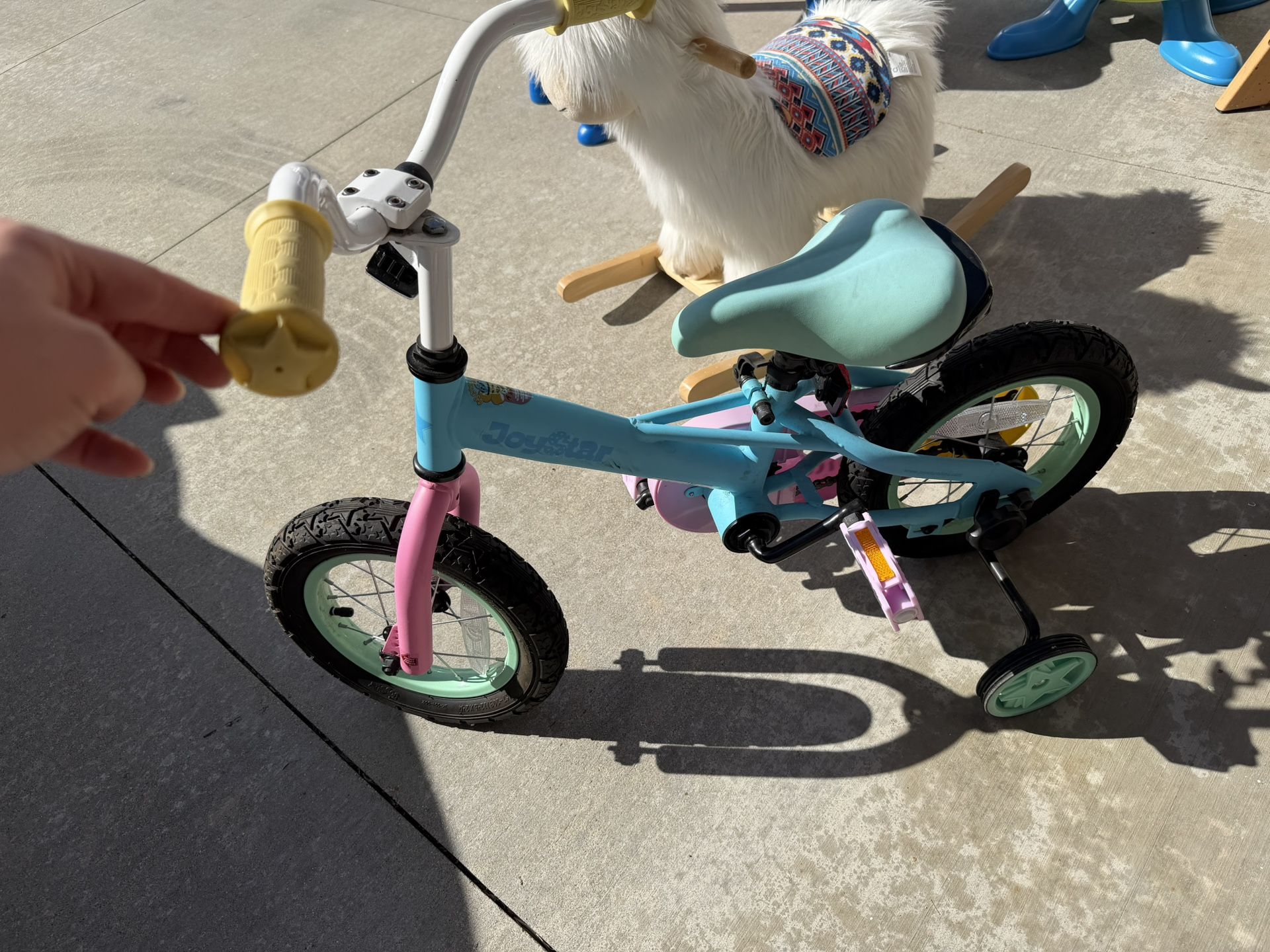 Bicycle With Training Wheels