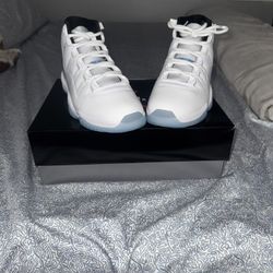 Jordan 11 Legend Blue 2024 Size 10 Deadstock