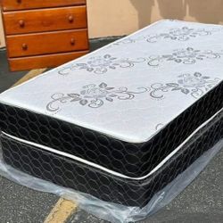 Set Twin Size Mattress And Box Spring 