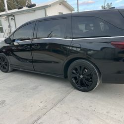 2023 Honda Odyssey