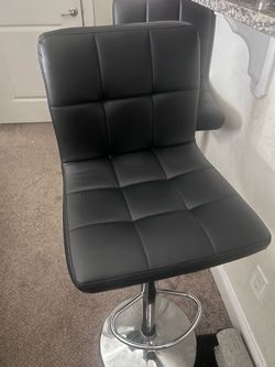 3 black BarStools