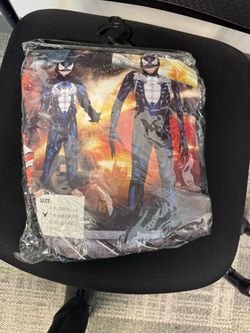 Venom costume boys size 7-8 Halloween