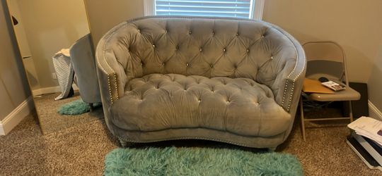 Gray Velvet Tufted Loveseat with Nailhead Trim