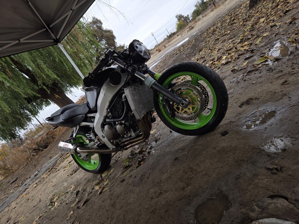 1998 Kawasaki Zx6r for Sale in Hanford, CA - OfferUp