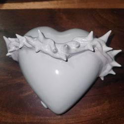 Sacred Heart. Ceramic Heart With Thorns. 6×5inches