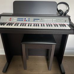 Estey Discovery III organ. Black