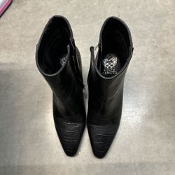 Vince Camuto Black Snake Skin Leather Boot Heels