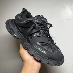Balenciaga Tracks