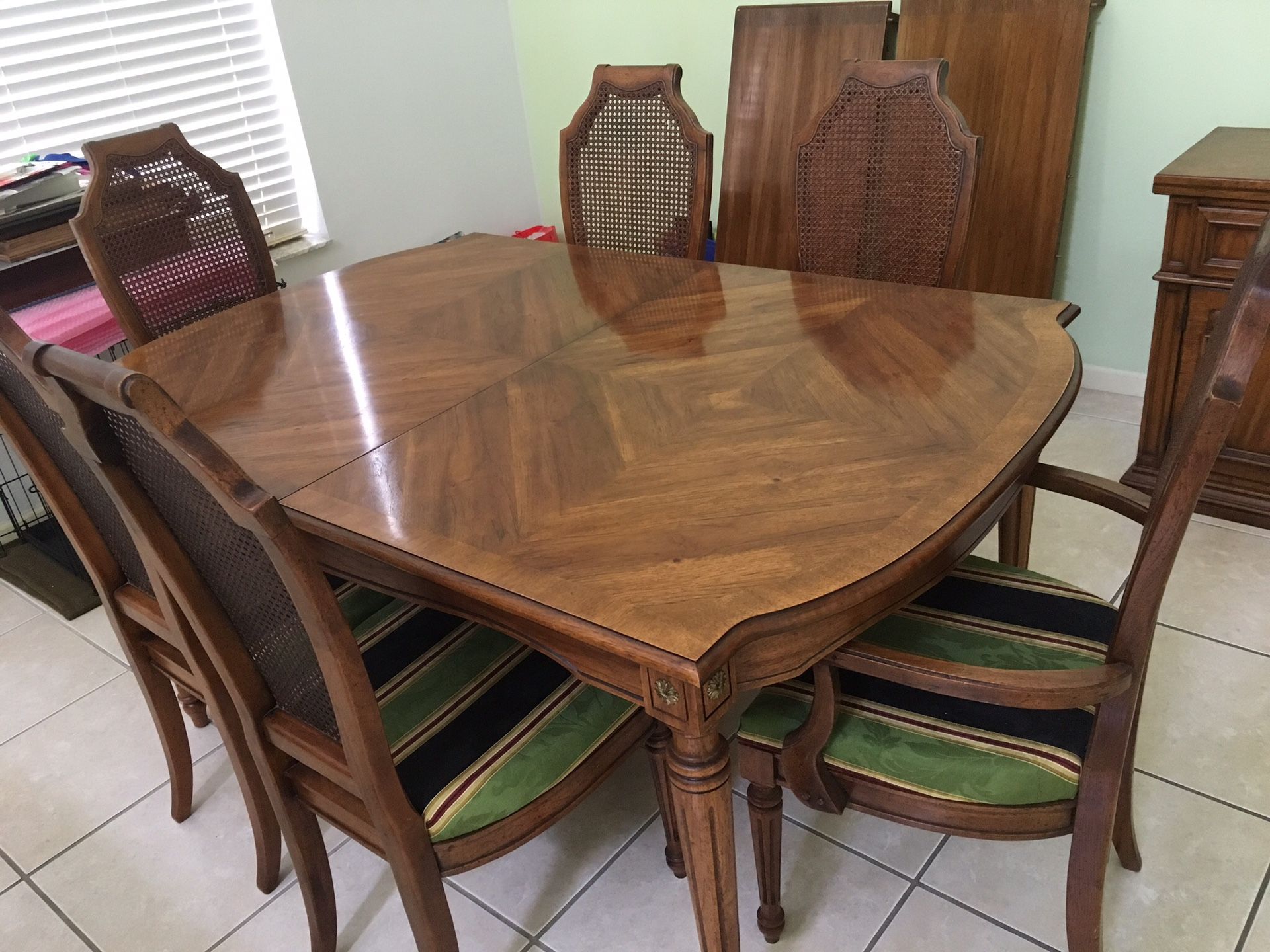 Thomasville Dining Table And Chairs For Sale In Boca Raton