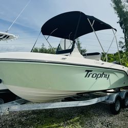 Brand New Bayliner Trophy 20 CC powered by Mercury 115 hp - with trailer 